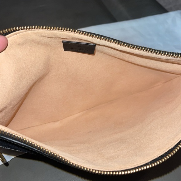 Preloved Gucci ophidia clutch excellent condition size 11”x 8” - Picture 8 of 13